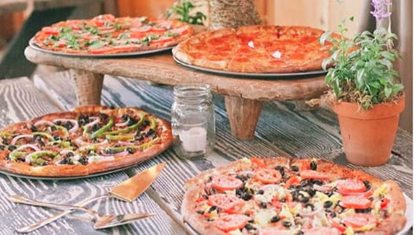 Un bar à pizza