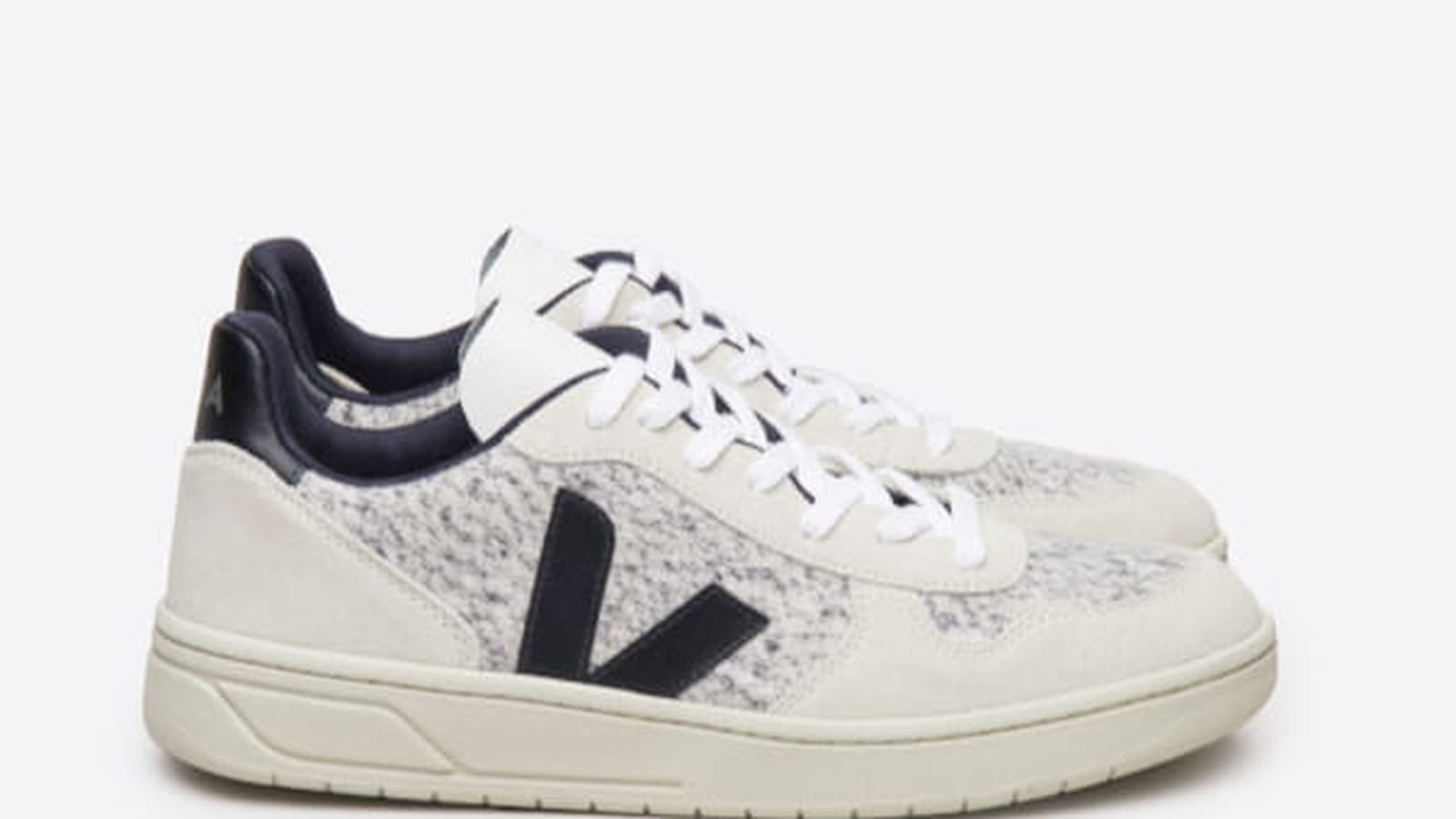 Baskets Veja 