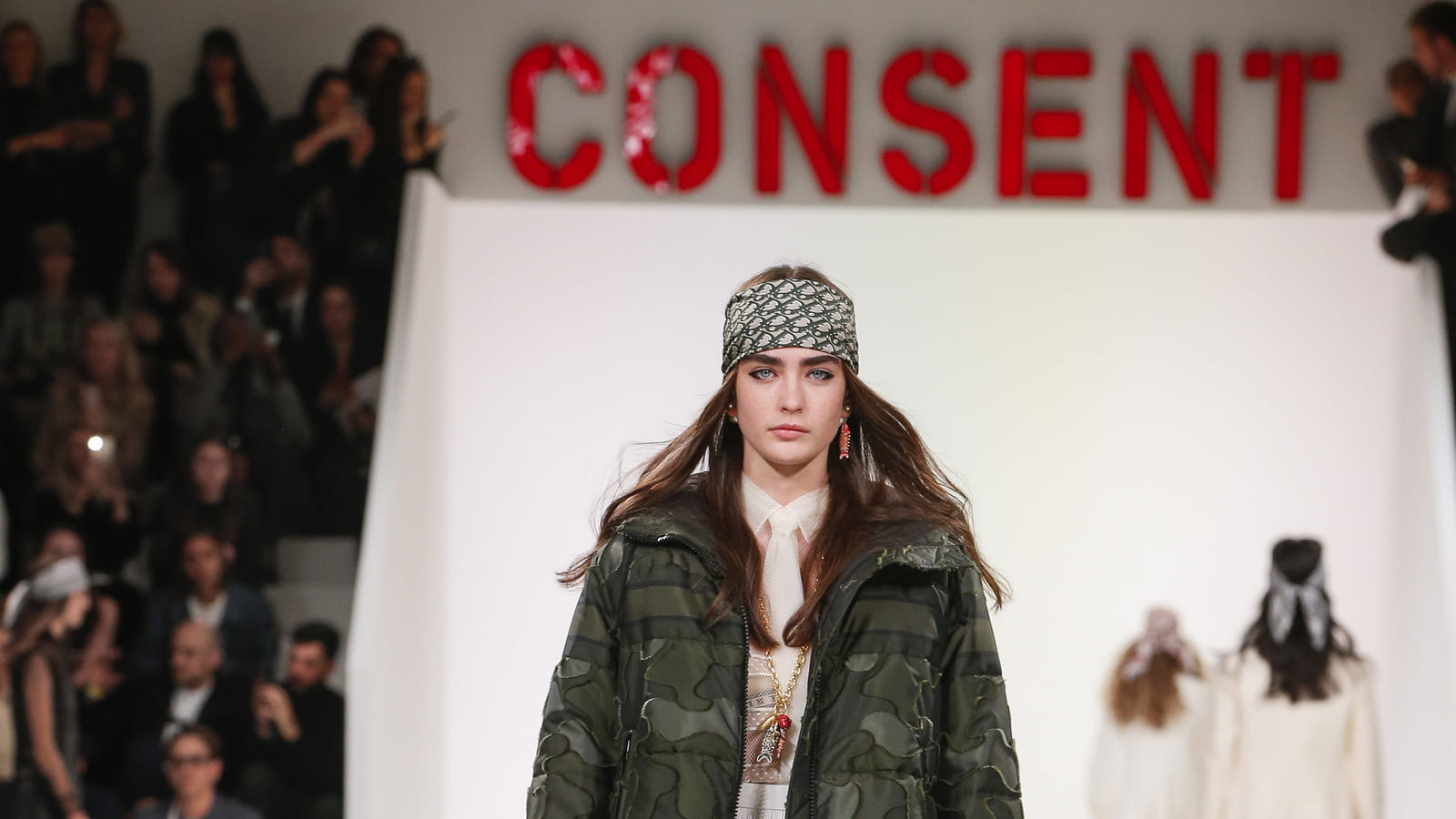 Look 52