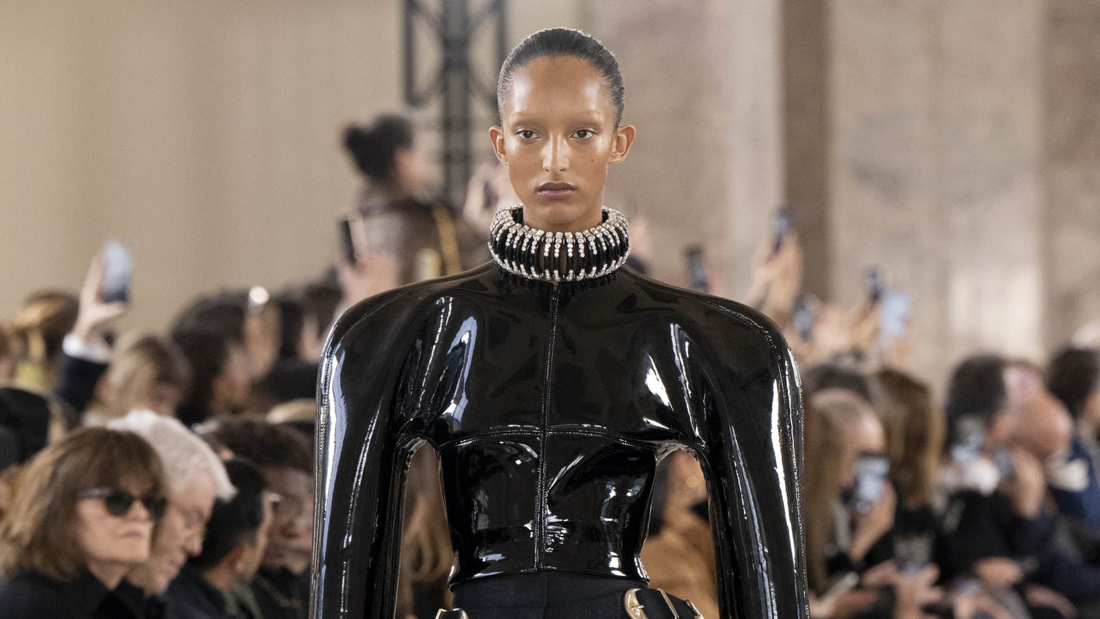 Look 4 du défilé Schiaparelli