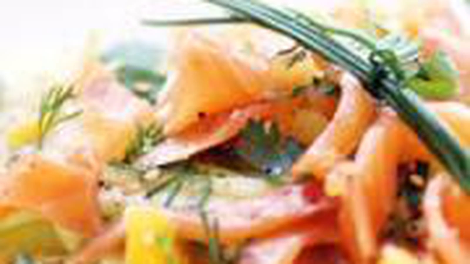 Salade de fenouil, orange et truite fumée