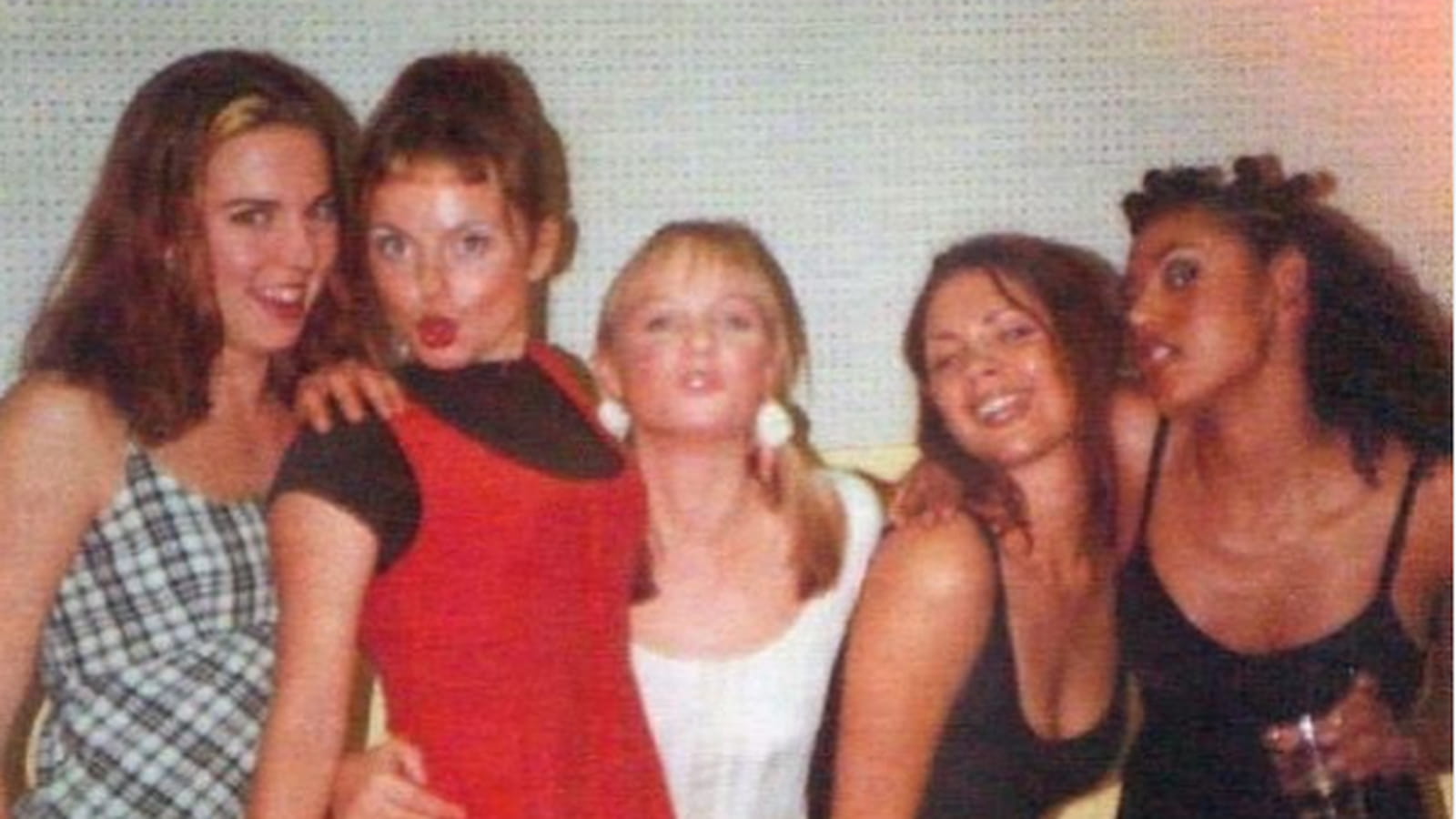 Melanie C, Geri Halliwell, Emma Lee Bunton, Victoria Beckham et Mel B