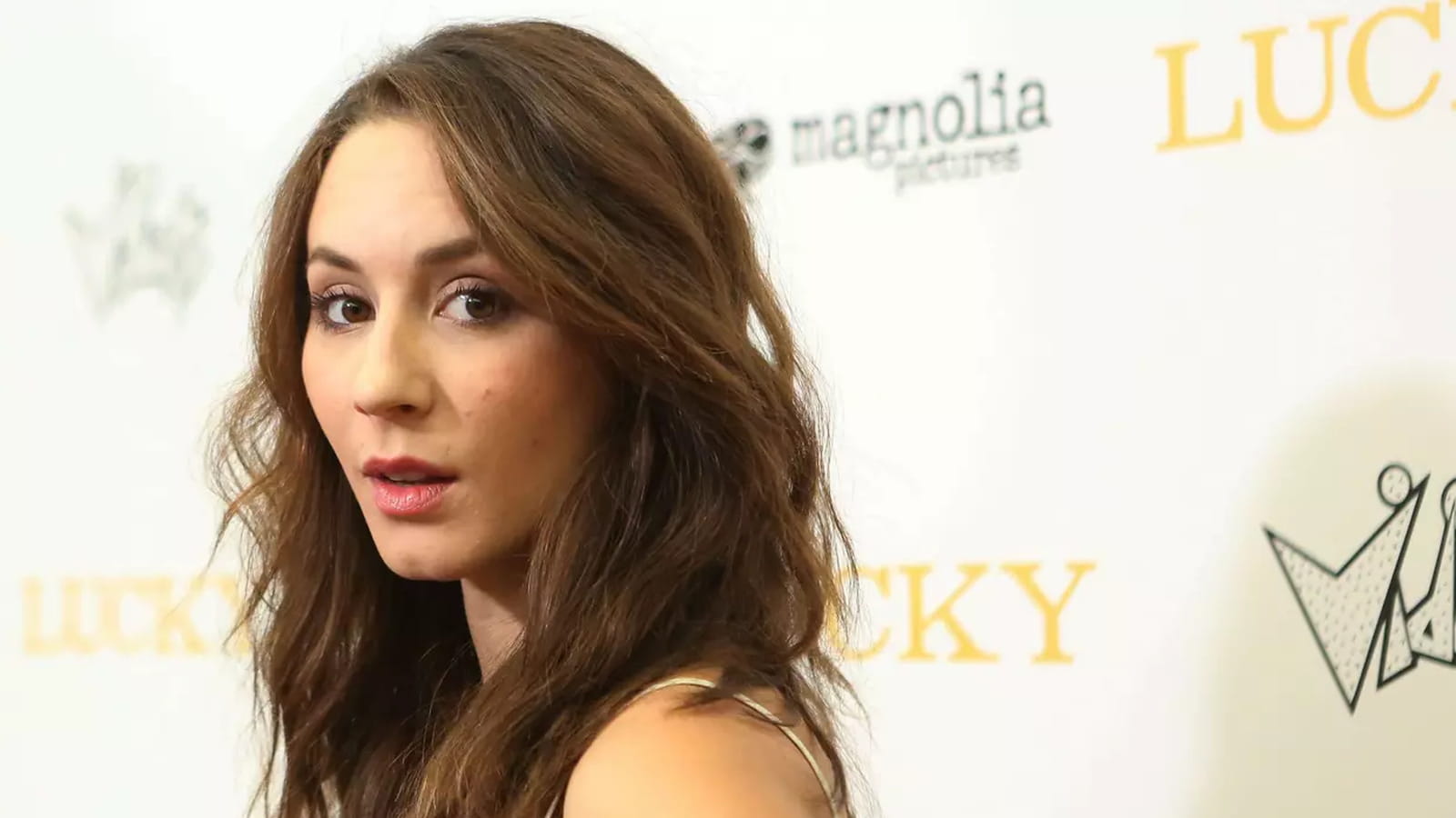 Troian Bellisario