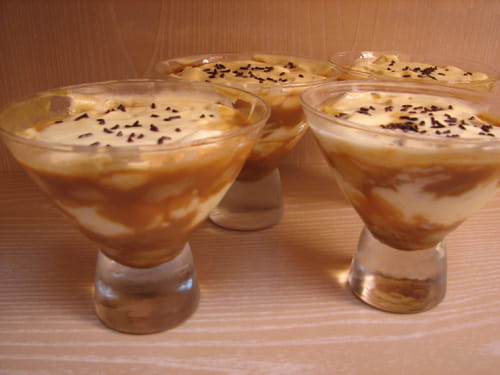 Verrines aux pommes et coulis au caramel