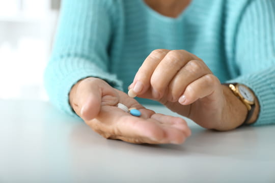 Pris par 9&nbsp;millions de Fran&ccedil;ais, ce m&eacute;dicament emp&ecirc;che de bien dormir et nuit au cerveau