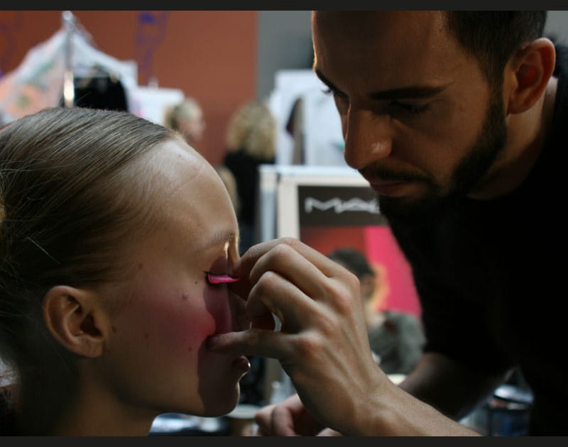 Les faux cils XXL rose