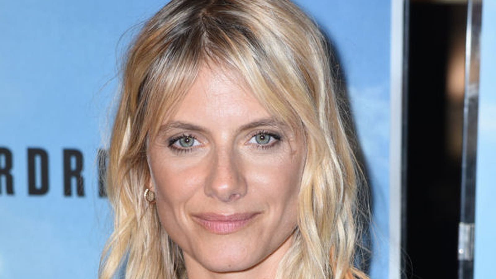 Mélanie Laurent, avec un carré