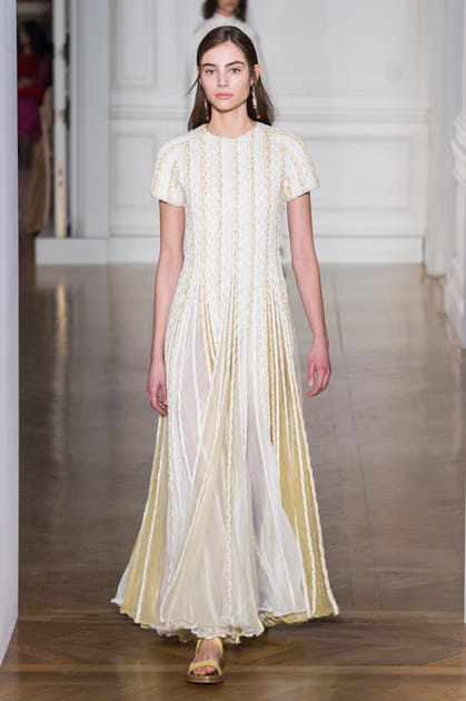 D&eacute;fil&eacute; Valentino