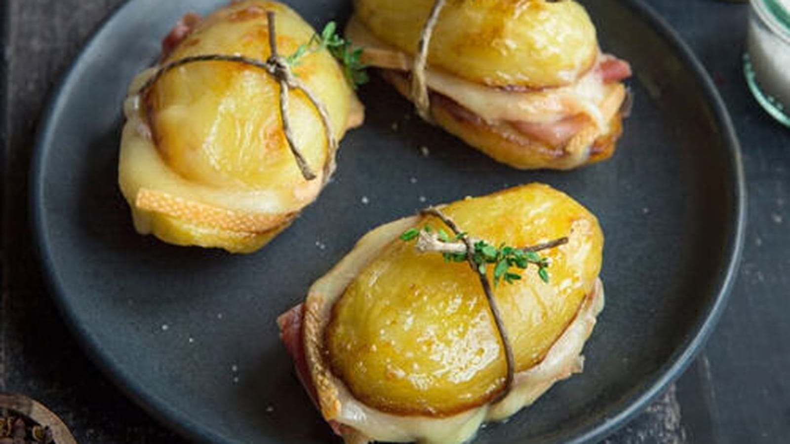 Sandwich de pommes de terre et Raclette
