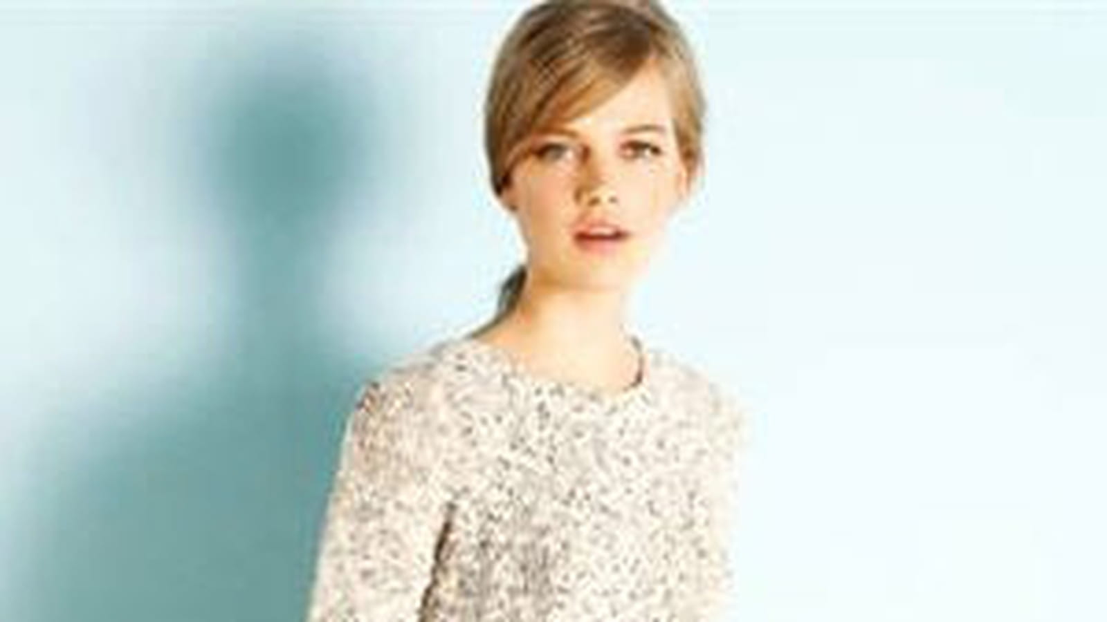 Pull et jupe de Massimo Dutti