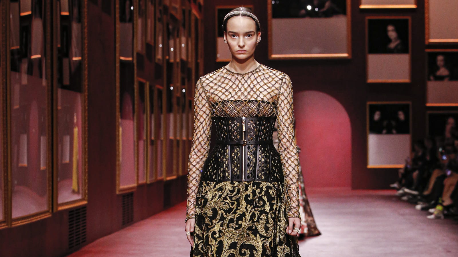 Look 74