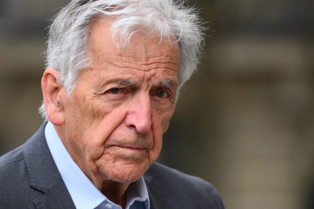 Costa-Gavras rep&eacute;r&eacute; aux obs&egrave;ques de Jean-Paul Rappeneau