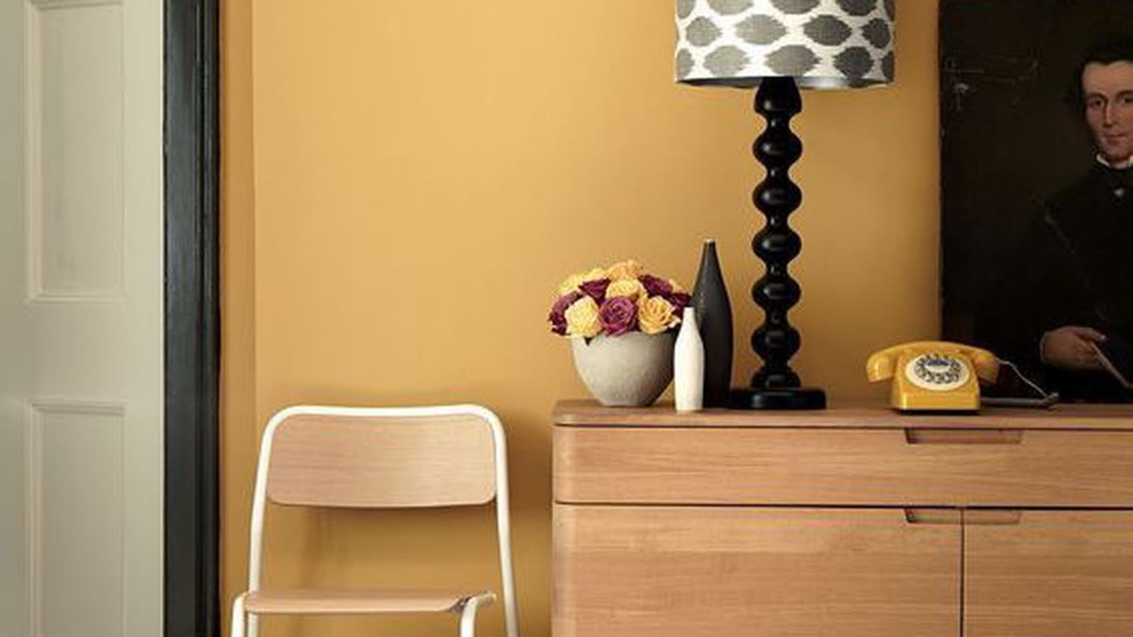 Salon orange rétro