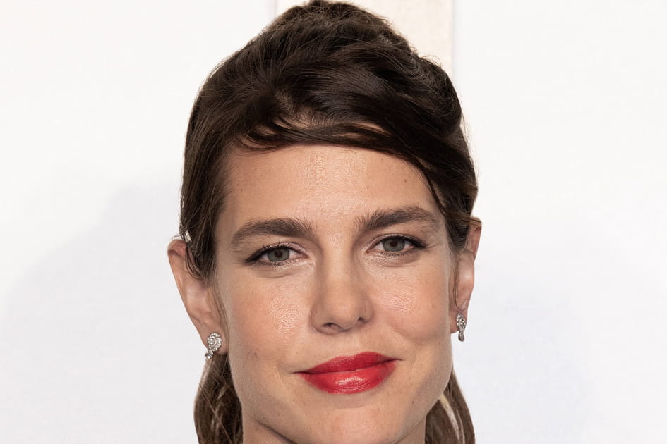 La m&egrave;che d&eacute;cal&eacute;e de Charlotte Casiraghi