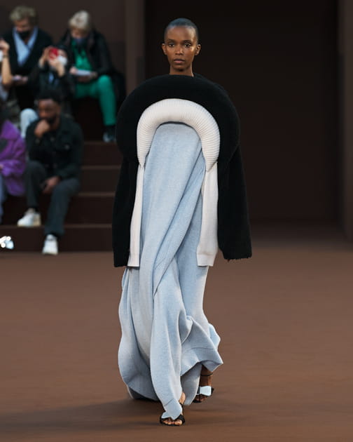 Look 46&nbsp;du d&eacute;fil&eacute; Loewe