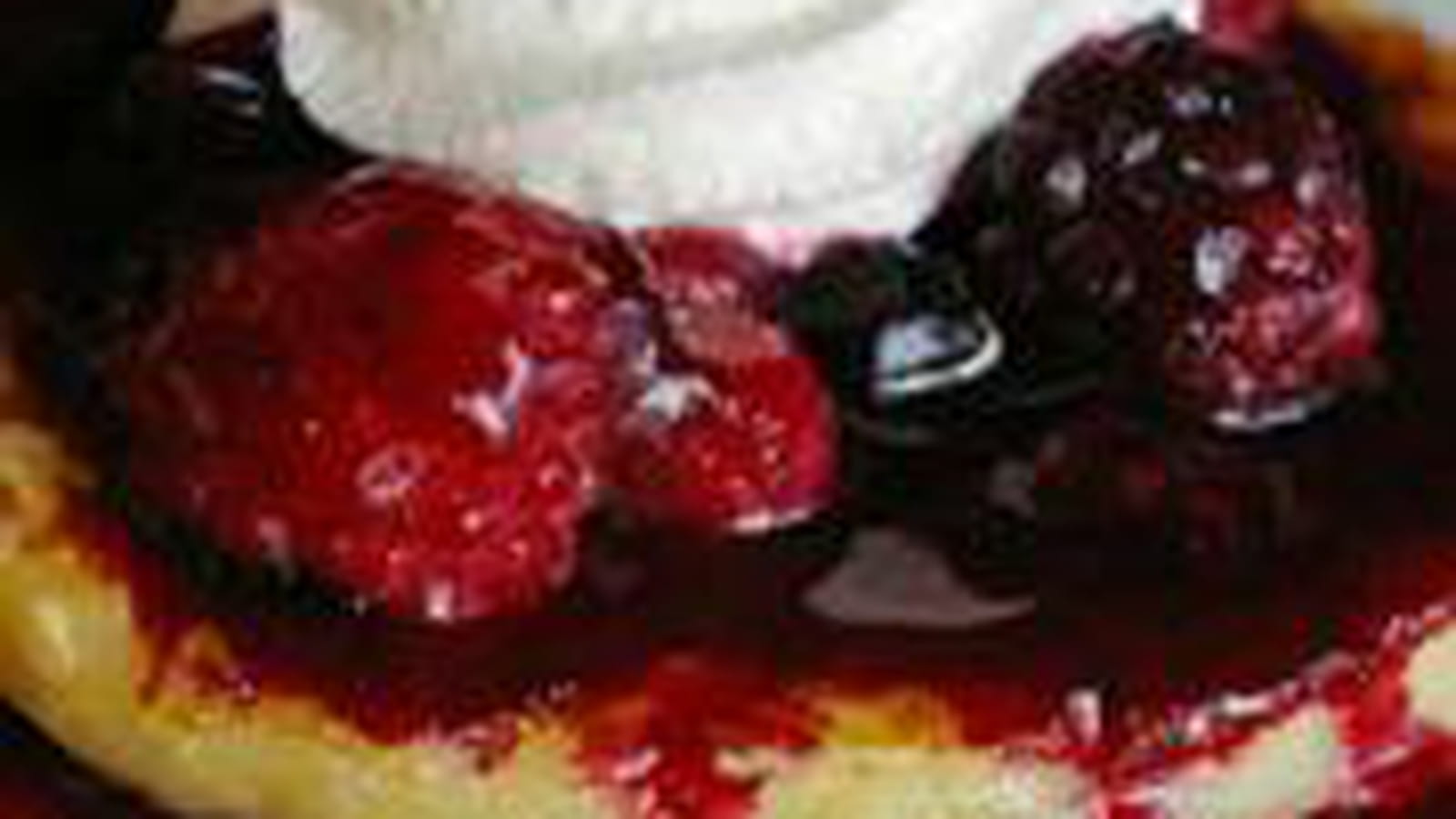 Crêpes fruits rouges et chantilly