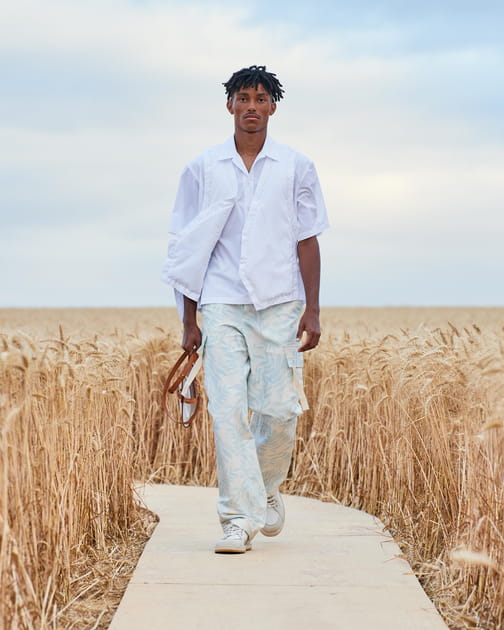 D&eacute;fil&eacute; Jacquemus printemps-&eacute;t&eacute; 2021, passage 19