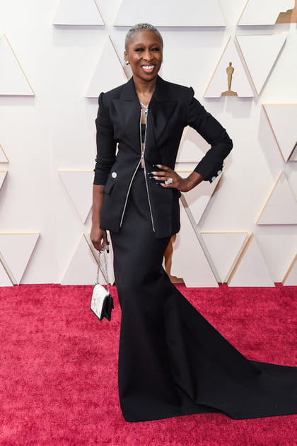 Cynthia Erivo en ensemble Louis Vuitton