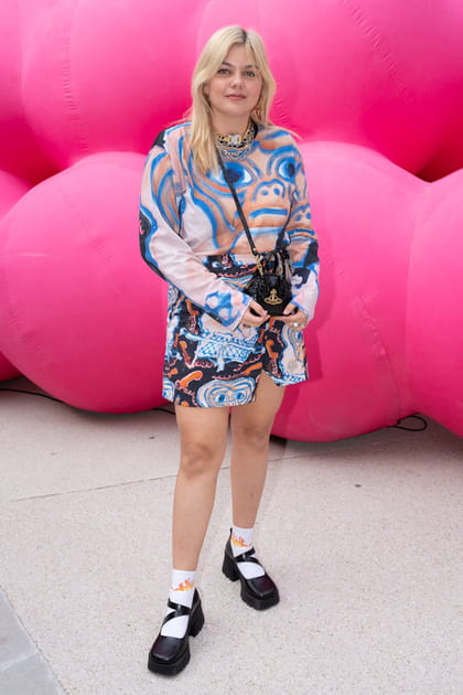 Louane en ensemble imprim&eacute;