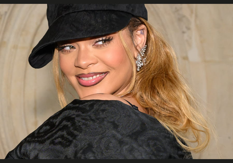 Top&nbsp;: le lip contouring brun de Rihanna