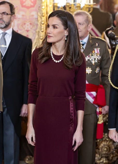 Letizia d'Espagne porte le plus beau rouge &agrave; l&egrave;vres de l'hiver