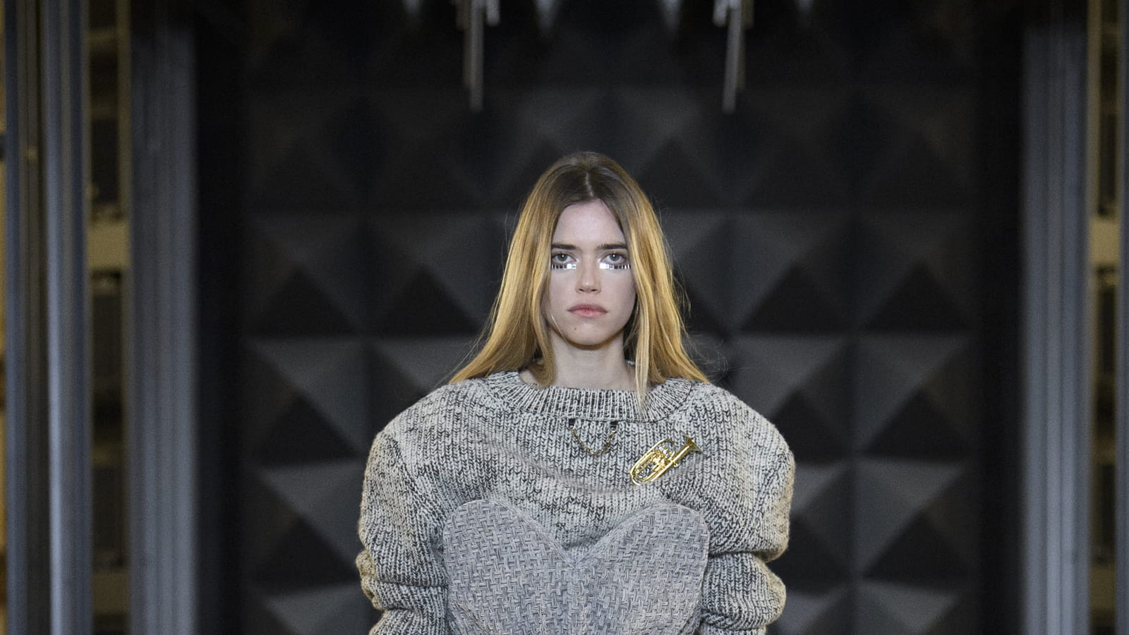 Look 7