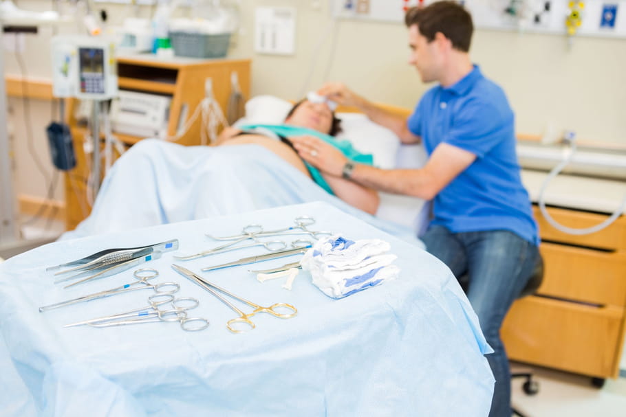 Forceps, ventouses : les instruments de l'accouchement