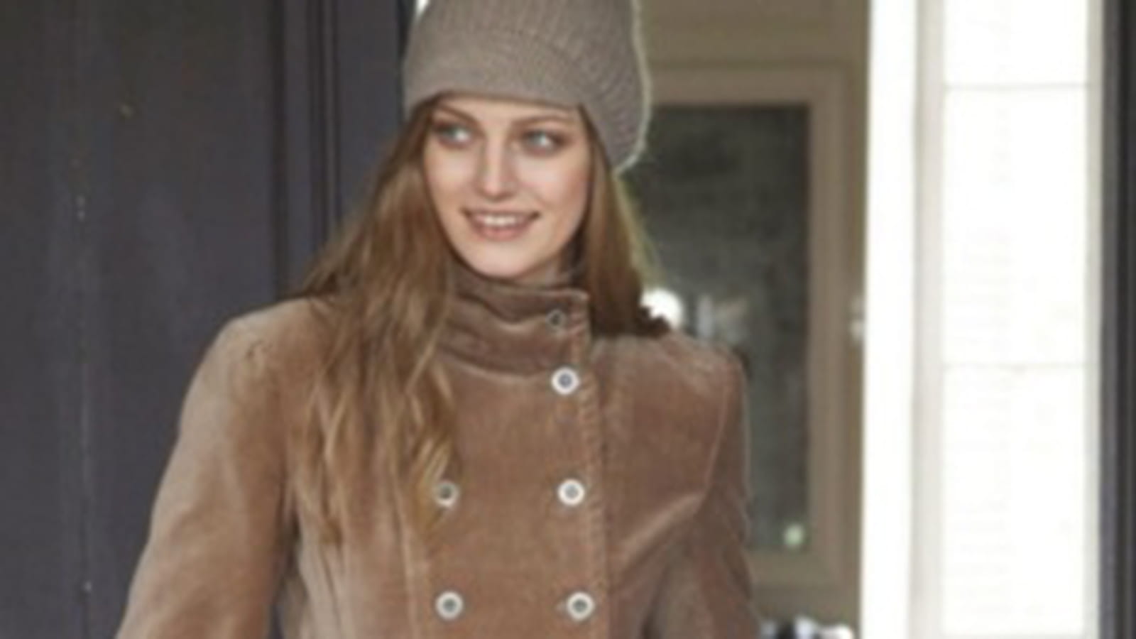 Manteau en velours de Somewhere