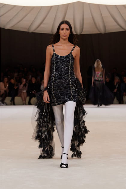 Look 39&nbsp;du d&eacute;fil&eacute; Chanel haute couture printemps-&eacute;t&eacute; 2024