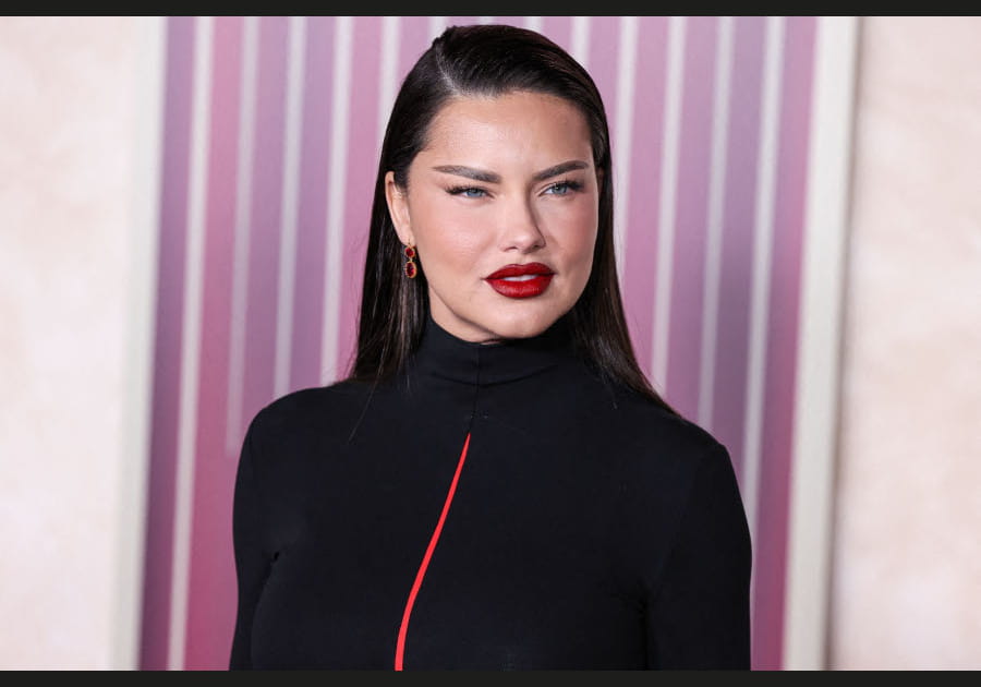 Top&nbsp;: la bouche rouge d'Adriana Lima