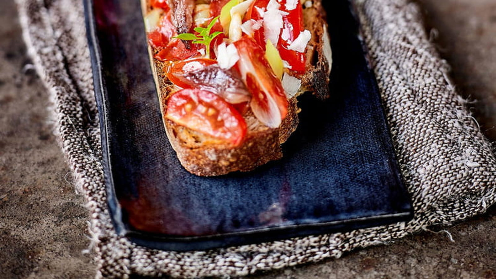 Bruschetta « tomates et anchois fumés »