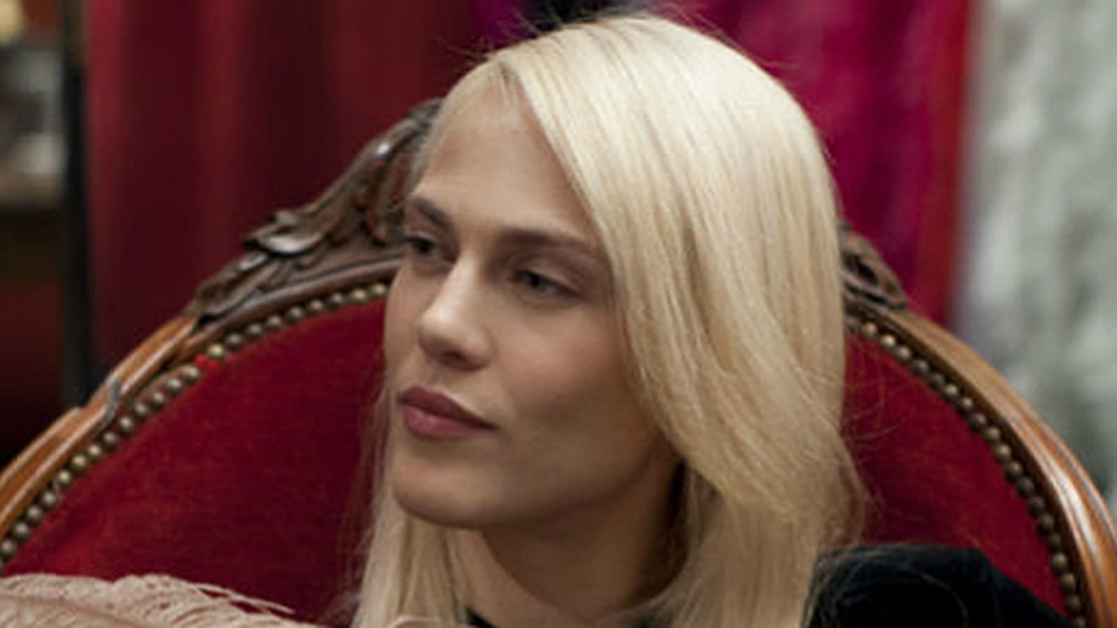 Aymeline Valade