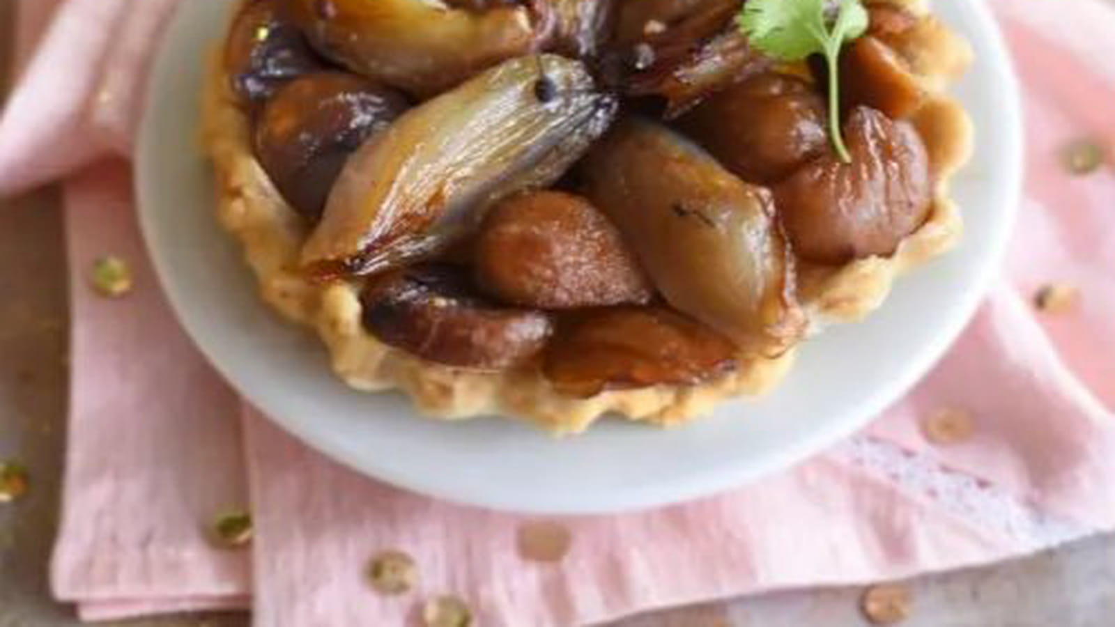 Mini-tatin de châtaignes & échalotes au Poivre de Setchuan