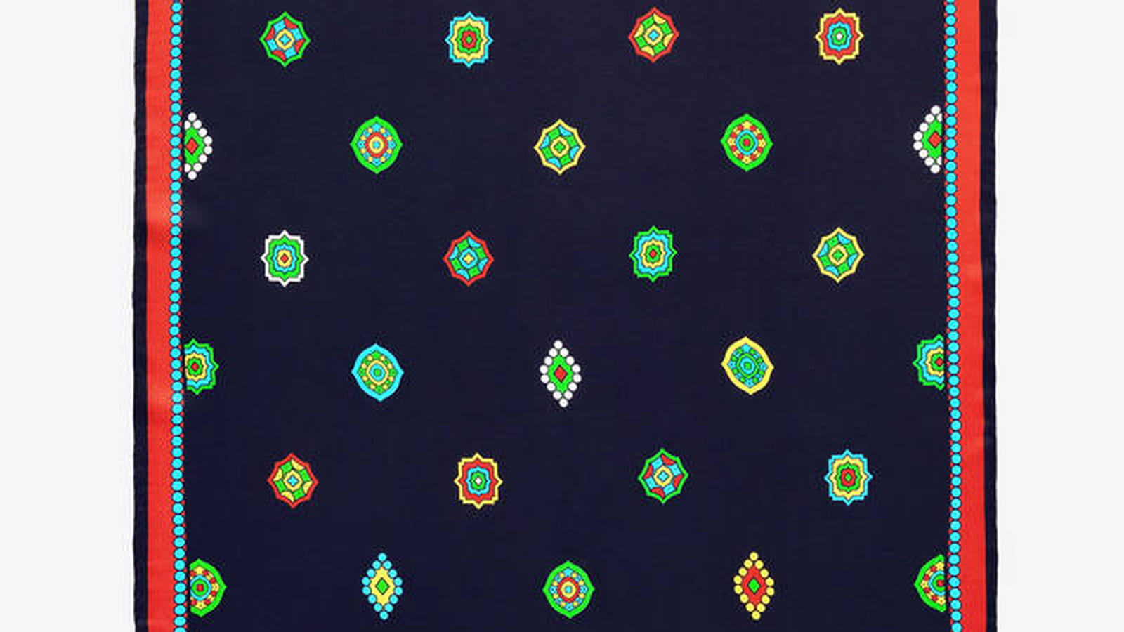 Foulard à motifs
