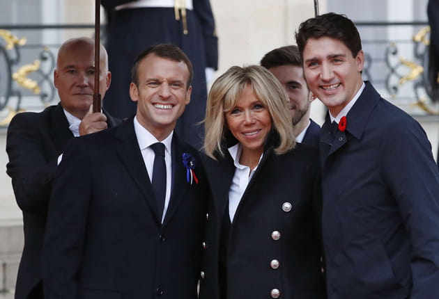Emmanuel Macron, Brigitte Macron et Justin Trudeau, tout sourire