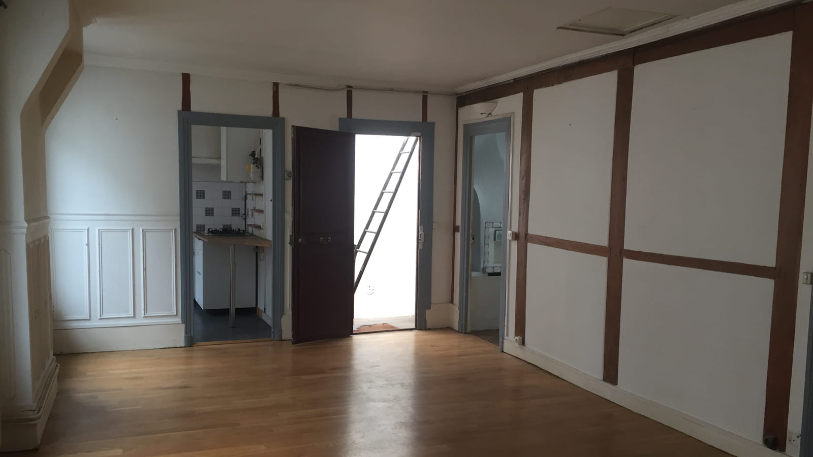 Salle à manger avant