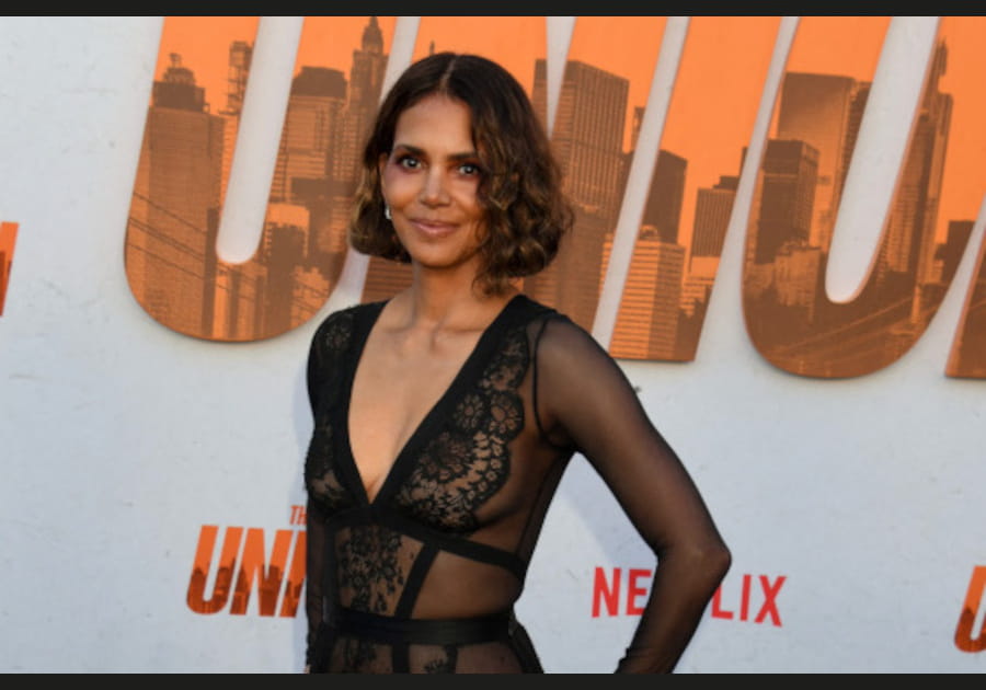 Le carr&eacute; ondul&eacute; d'Halle Berry