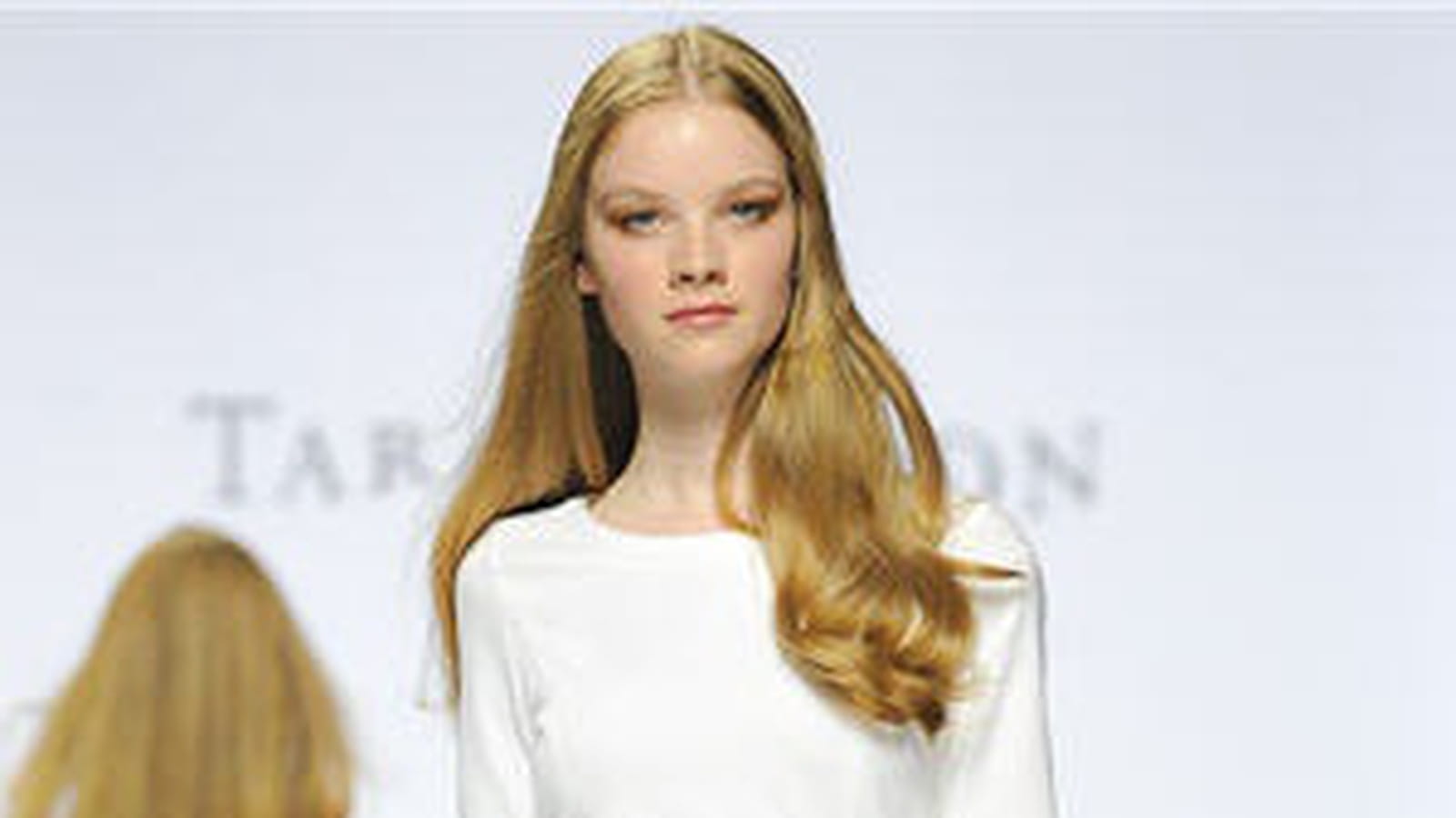 Robe écrue de Tara Jarmon 