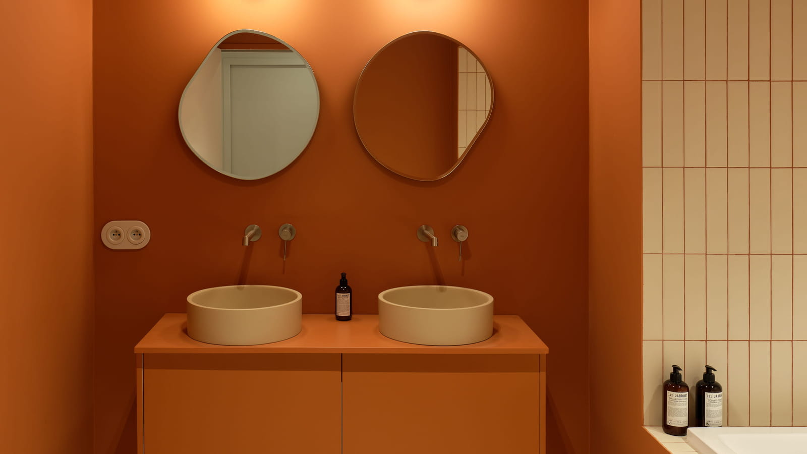 Salle de bains après