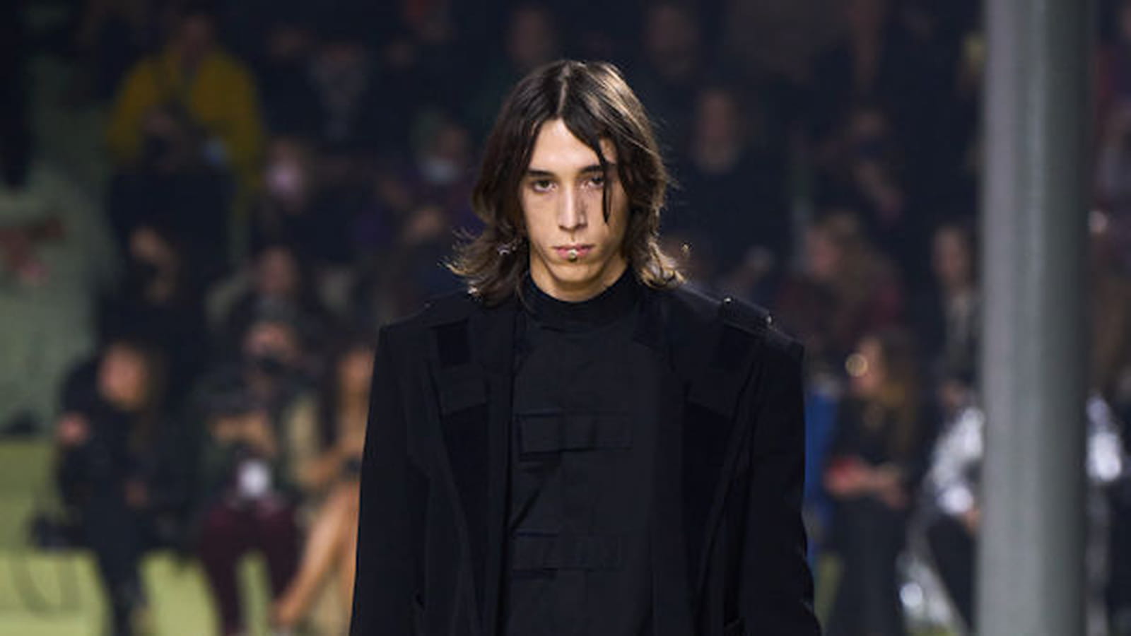 Look 18