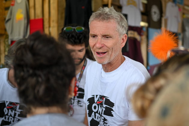 Denis Brogniart&nbsp;: son premier boulot dans un c&eacute;l&egrave;bre &eacute;tablissement de vacances