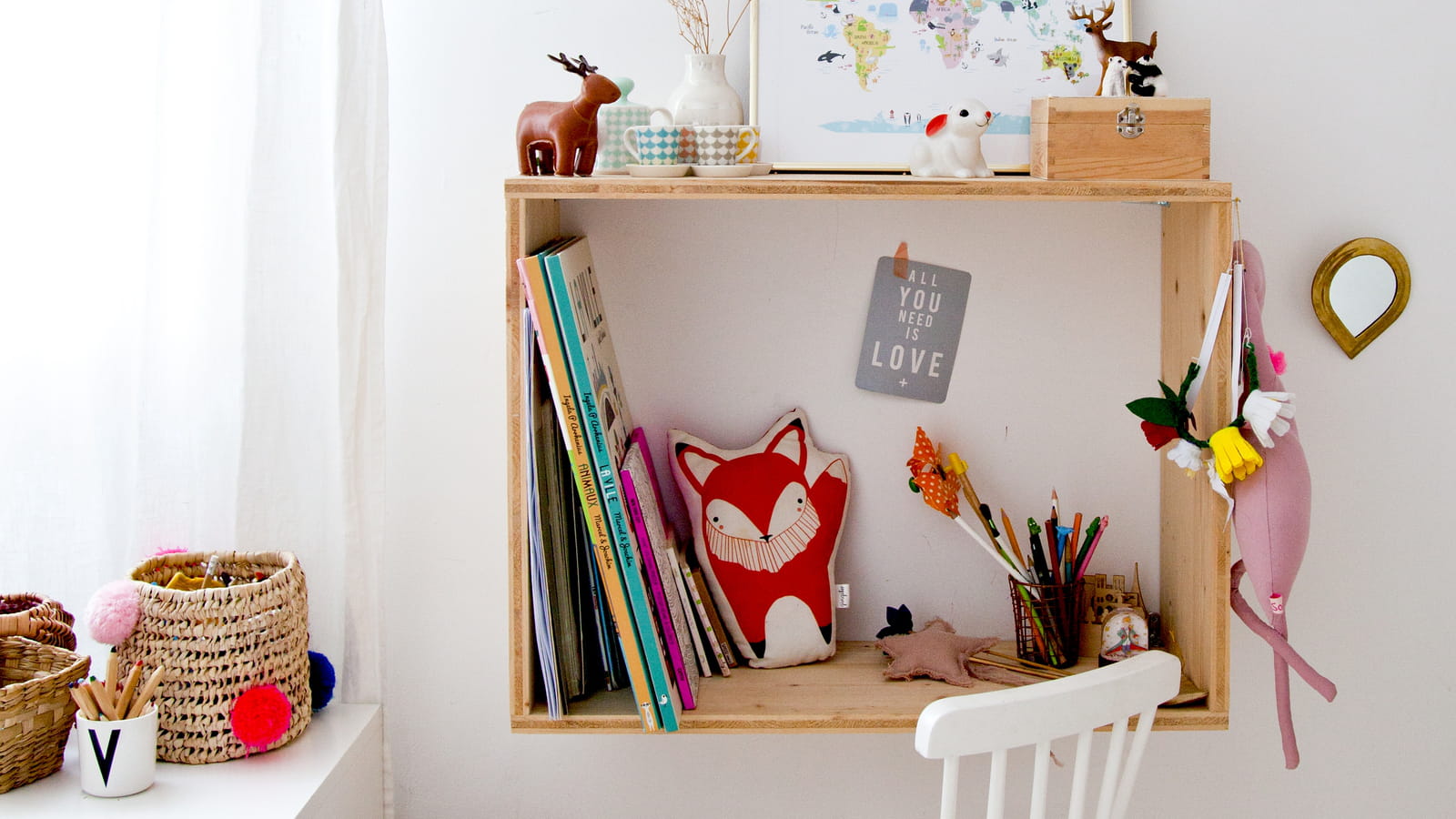 Bureau d'enfant