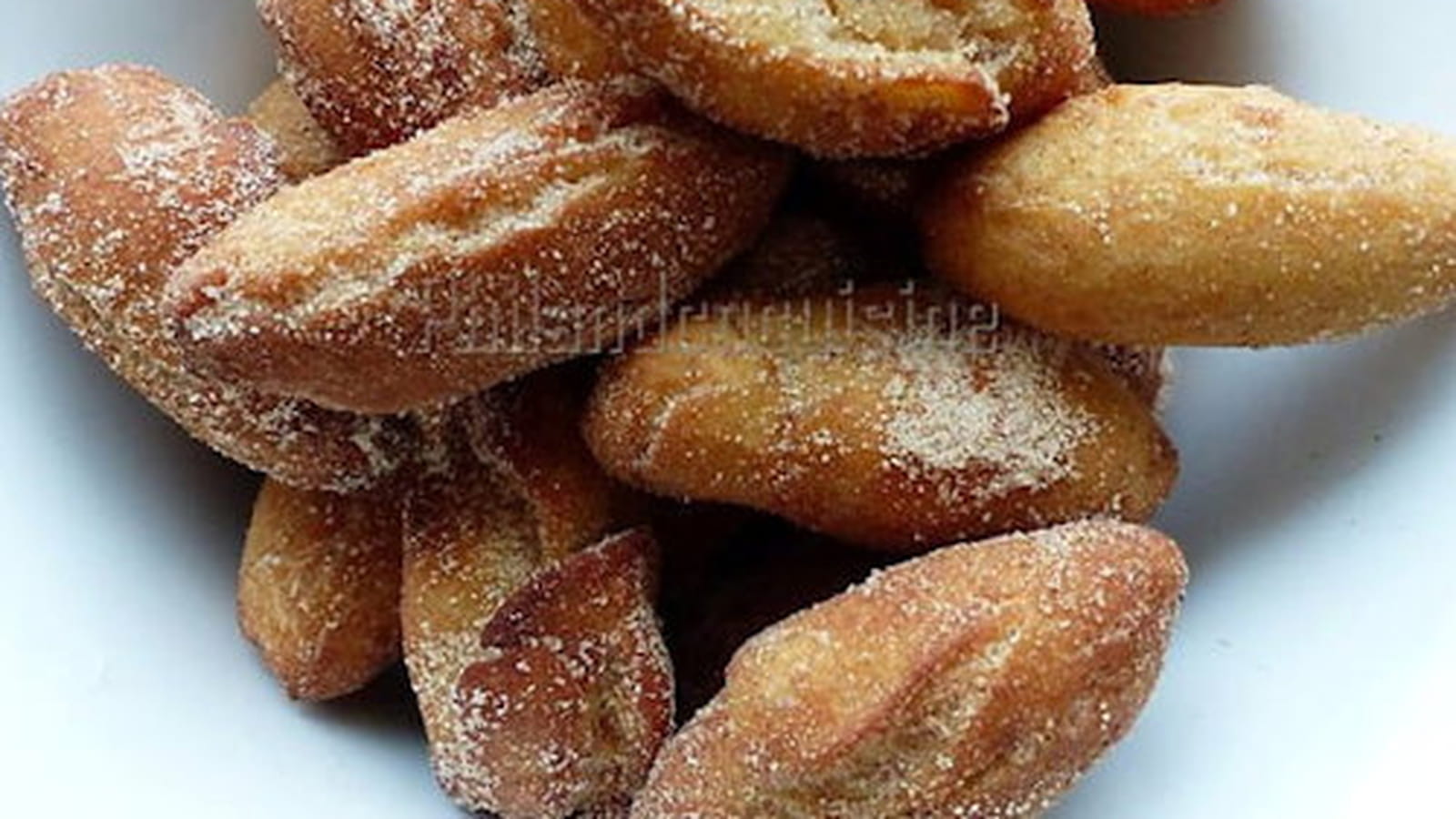 Beignets schankalas alsaciens ou "cuisses de dames"