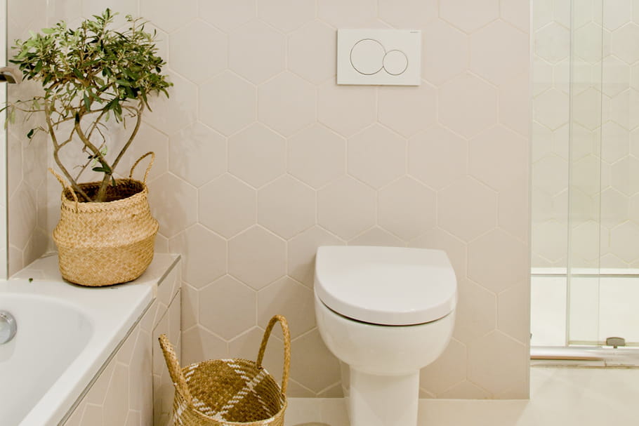 5 idées déco que l'on chipe sans tarder à ces élégants WC