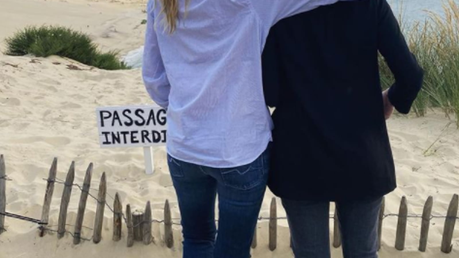 Estelle Lefébure et Ilona Smet