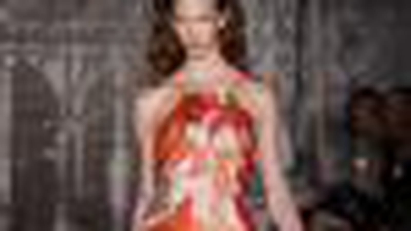 Robe orange à fleurs de Carolina Herrera
