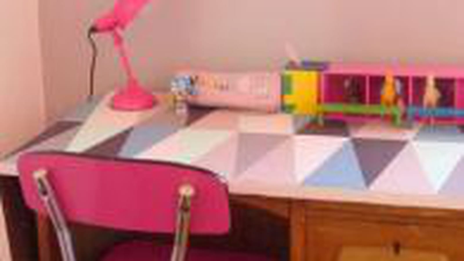 Bureau de petite fille
