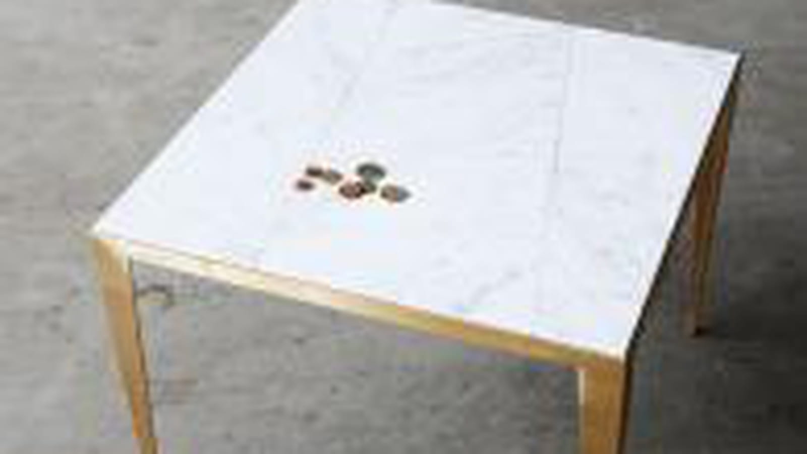 Table d'appoint