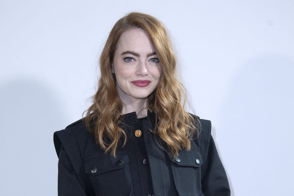La bouche rose poudr&eacute;e d'Emma Stone