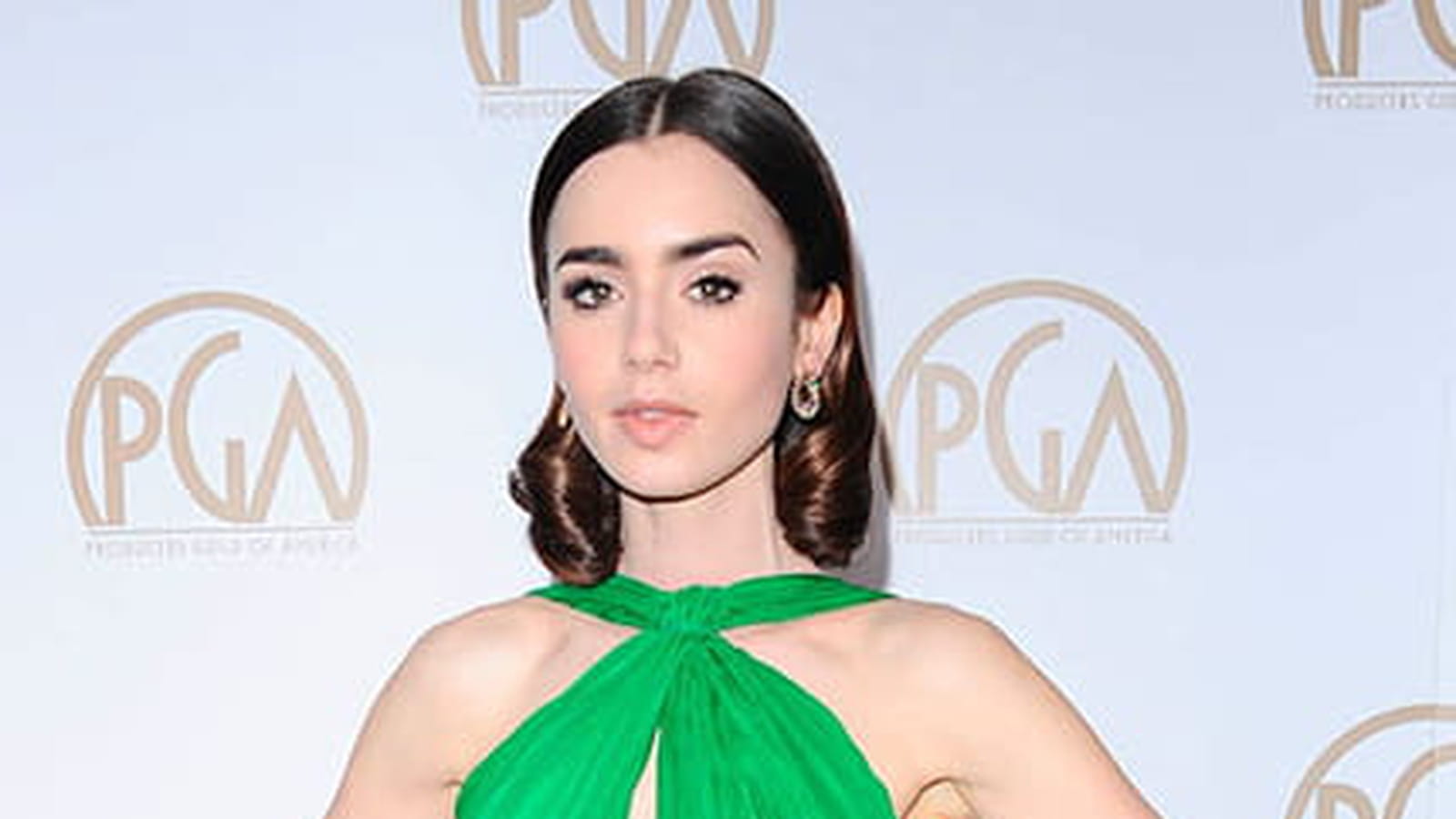 Lily Collins le 28 janvier 2017